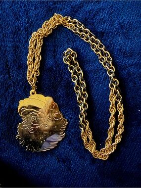 Gold Tone Santa Face Pendant Necklace for Women